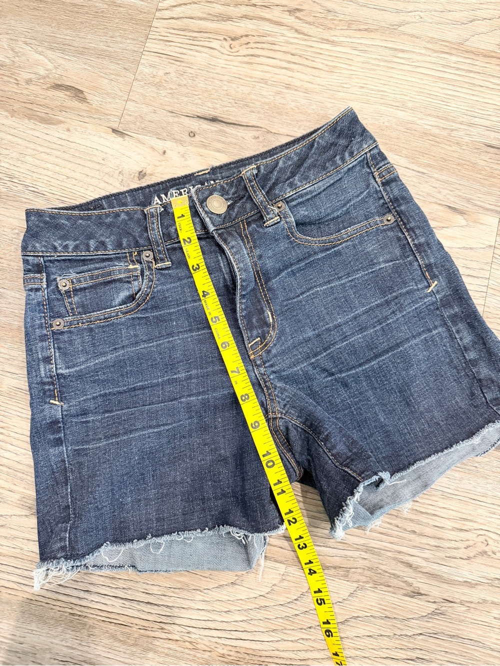 American Eagle Superstretch Denim Jean Shorts 4 - Picture 3 of 6